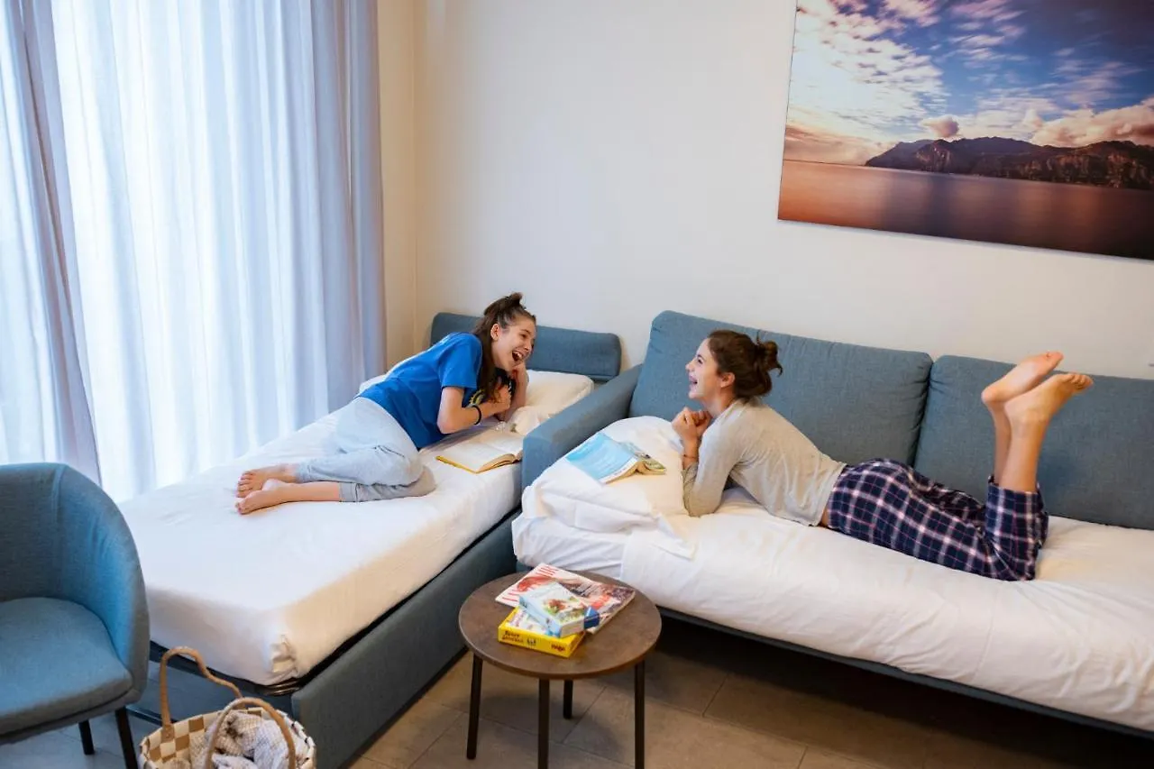 Le Torri Del Garda Familyspa Resort トッリ・デル・ベーナコ イタリア
